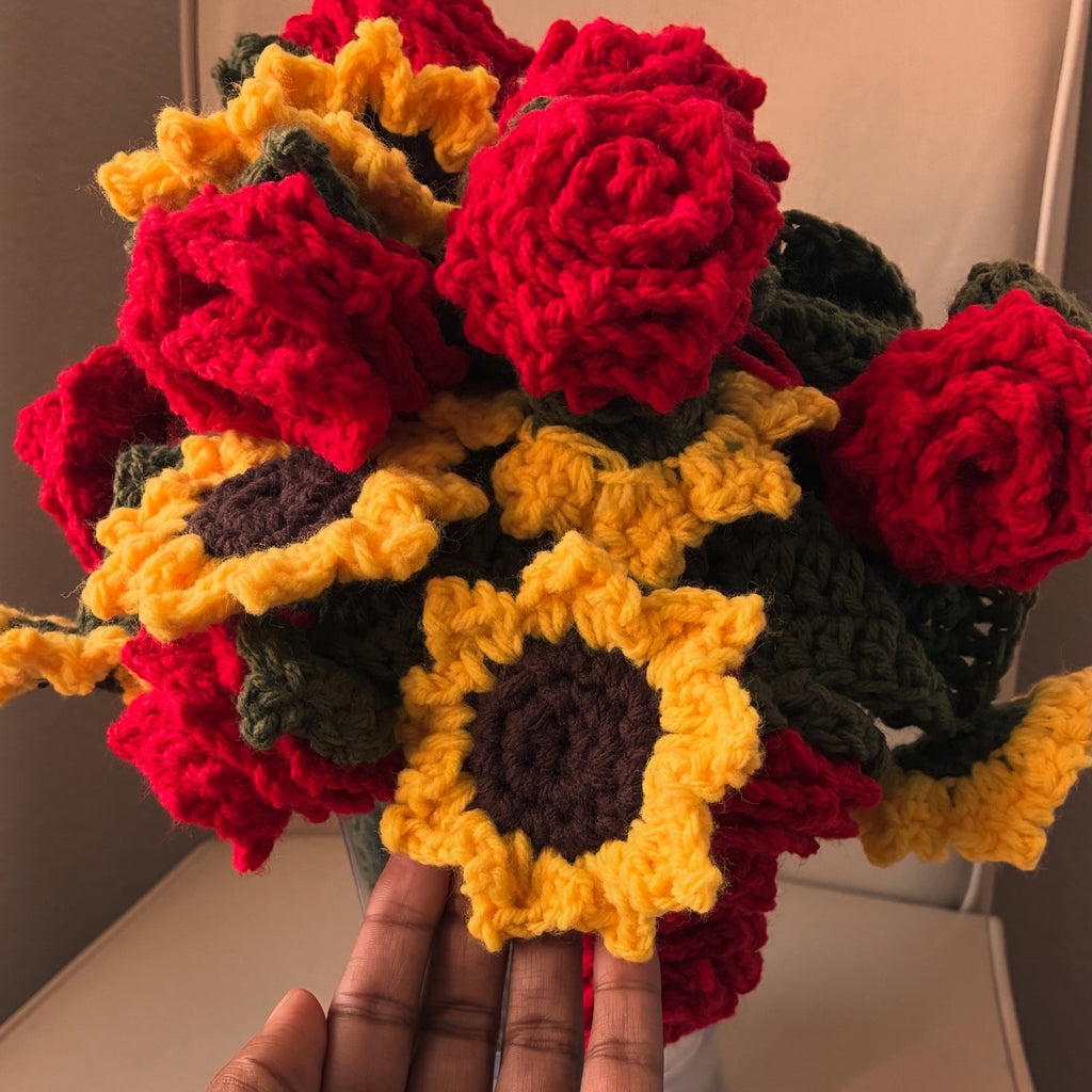 💐Forever Favor Crochet Bouquet💐